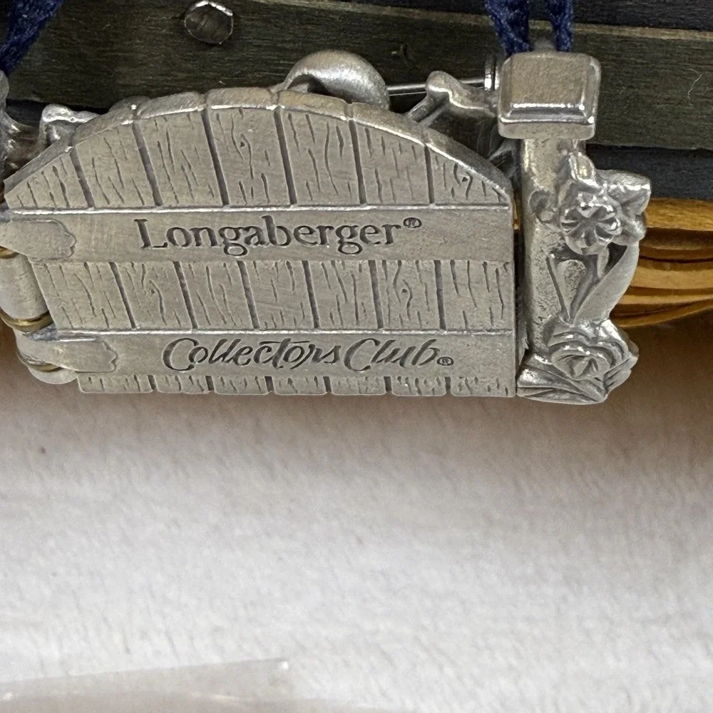 Longaberger 2000 Spring Meadow Basket Collectors Club Liner Protector Tie On